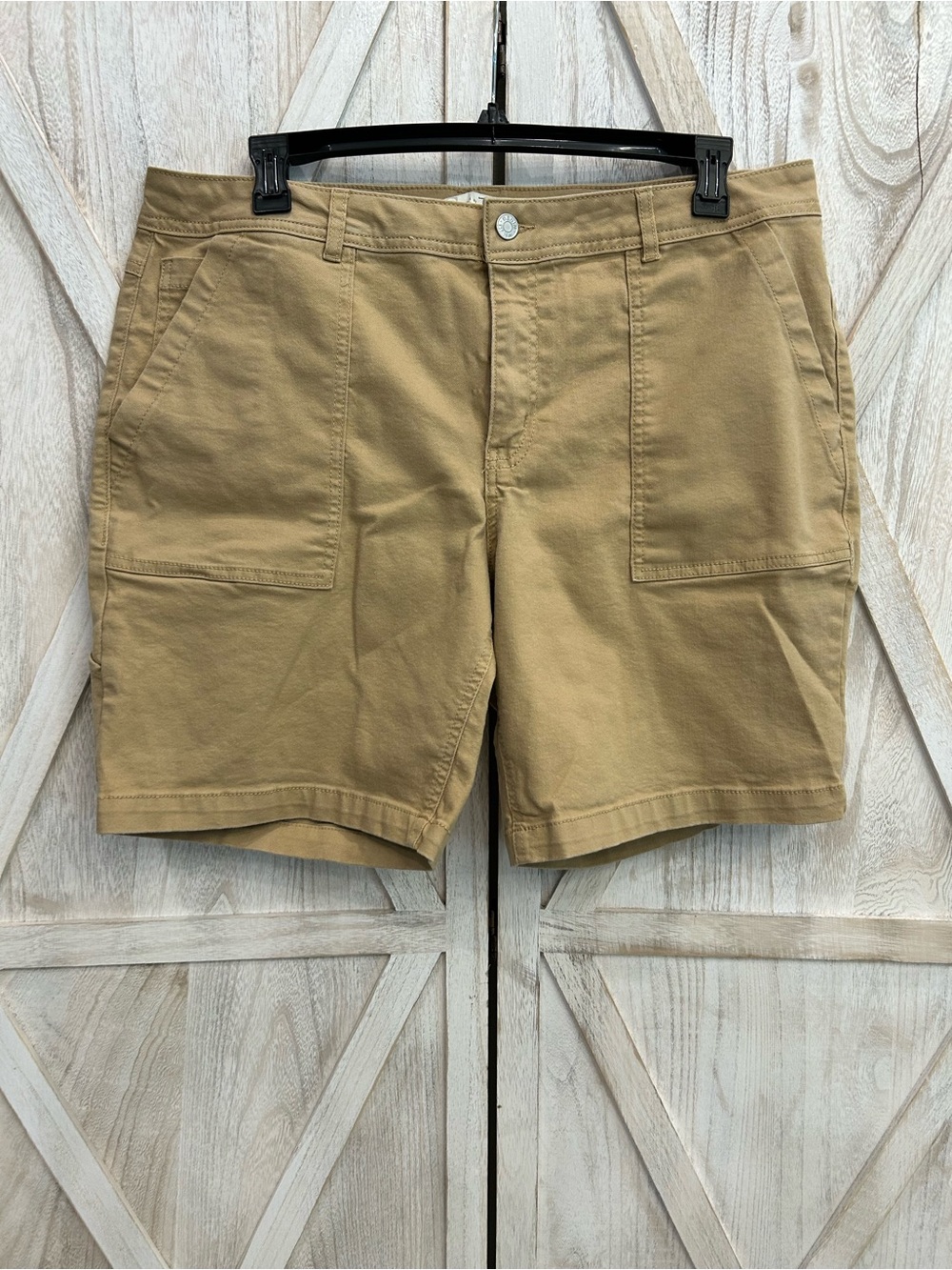 Cato Khaki Utility Bermudas in Tan